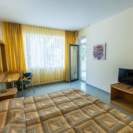 Slavyanski Otel 3*