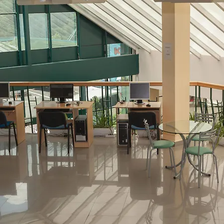 славянски 3*