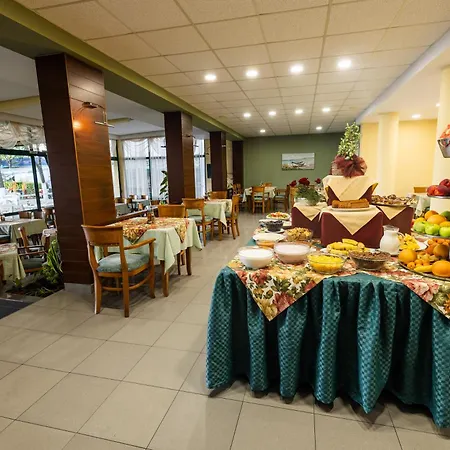 Hotell Slavyanski 3*