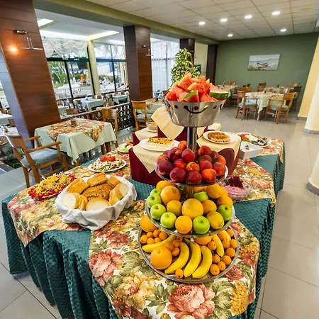 ホテル Slavyanski 3*