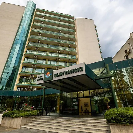 Otel Slavyanski 3*