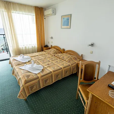 Slavyanski מלון סאני ביץ'