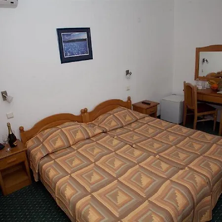 ホテル Slavyanski