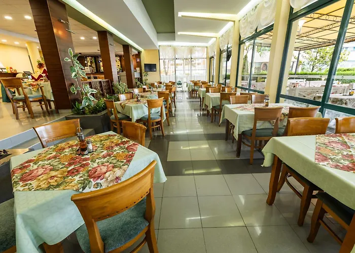 Slavyanski 3* Napospart