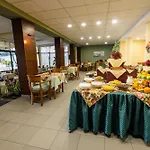 Ξενοδοχείο Slavyanski 3*