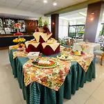 Slavyanski Σάνι Μπιτς